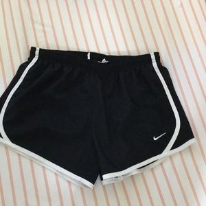 Black and white Nike Dri-Fit